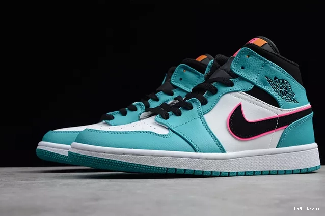 3504 Jordan Air South Minimalist Mid 272 1 852542- Beach 0825